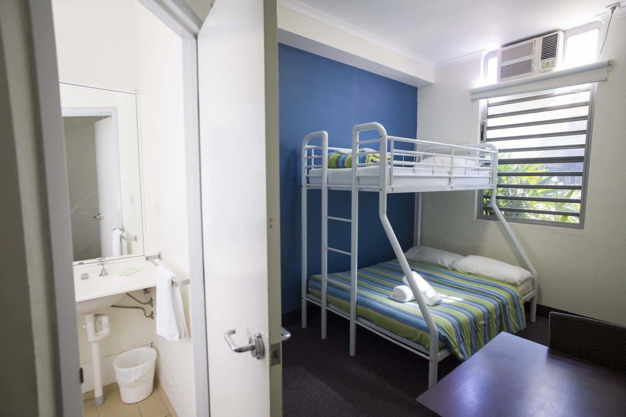 Melaleuca On Mitchell - Darwin Yha Hostel Εξωτερικό φωτογραφία