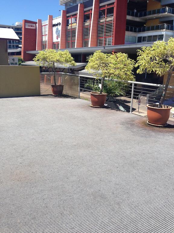 Melaleuca On Mitchell - Darwin Yha Hostel Εξωτερικό φωτογραφία